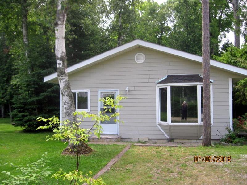 Sunny Birch Cottages Sauble Beach Exterior photo